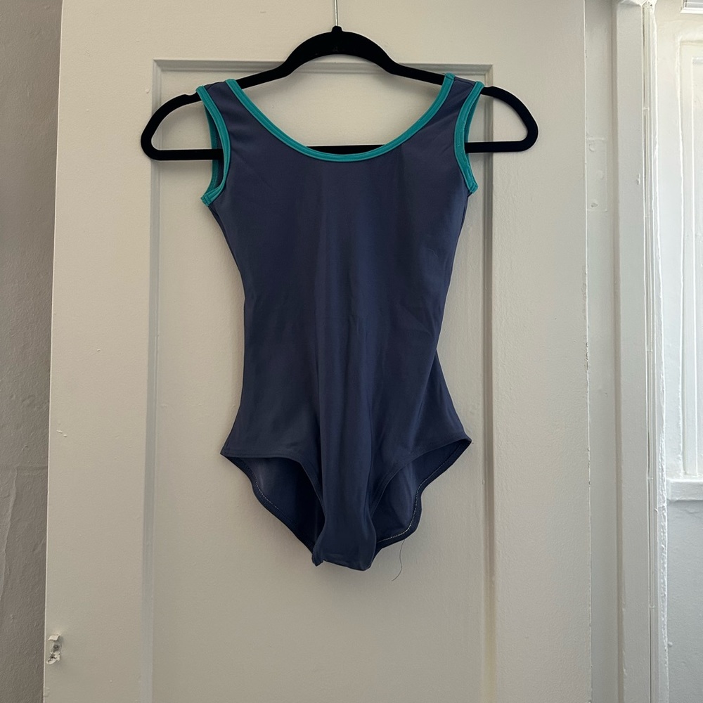Anna style Yumiko leo